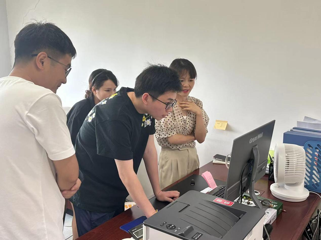 市投资服务中心开展项目前期和降本增效工作调研