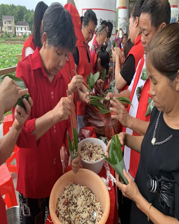 春联街道：党员志愿做实践，端午“粽”情聚民心