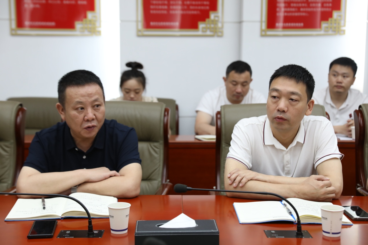 市自然资源和规划局领导召集分管领域开展集体廉政谈话