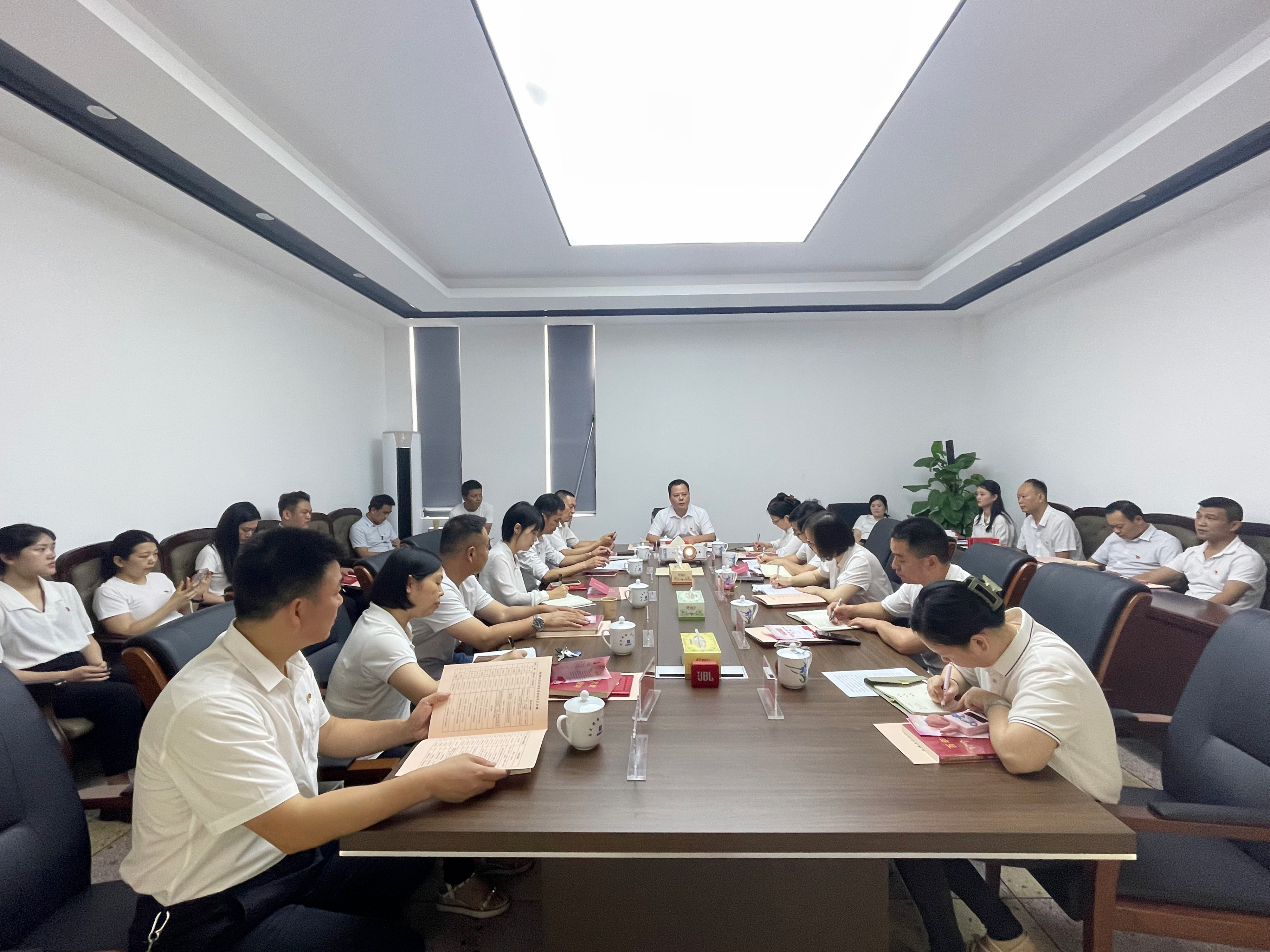 株洲市信访局:召开庆祝中国共产党成立102周年表彰大会|开展党员政治生日"七个一"活动