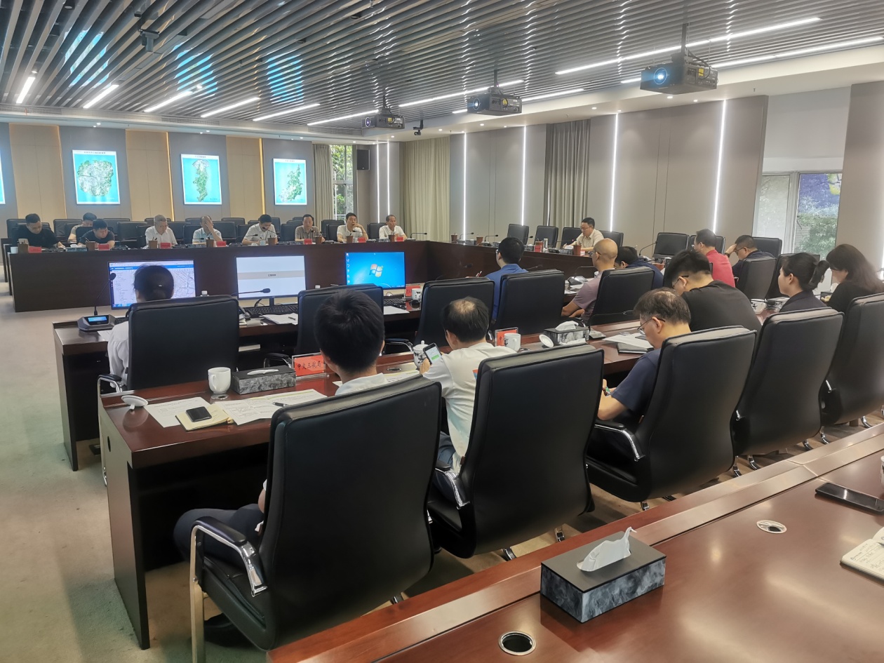 聚力攻坚 全力推进重大项目建设