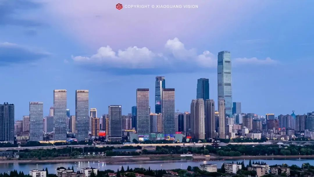 夜话湘江：做上一篇很长沙的“高考作文”