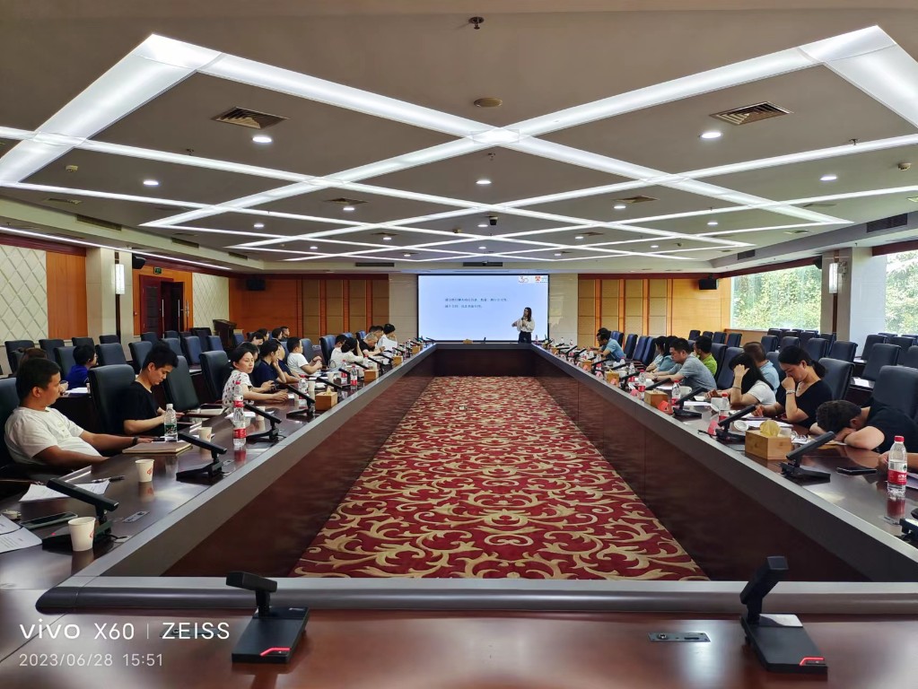 新区民企培根铸魂大讲堂（第七期）