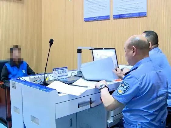 【百日攻坚】全面升温！攸县公安以“三个着力点”为抓手，掀起“治顽疾、压事故、保畅安”百日攻坚行动热潮