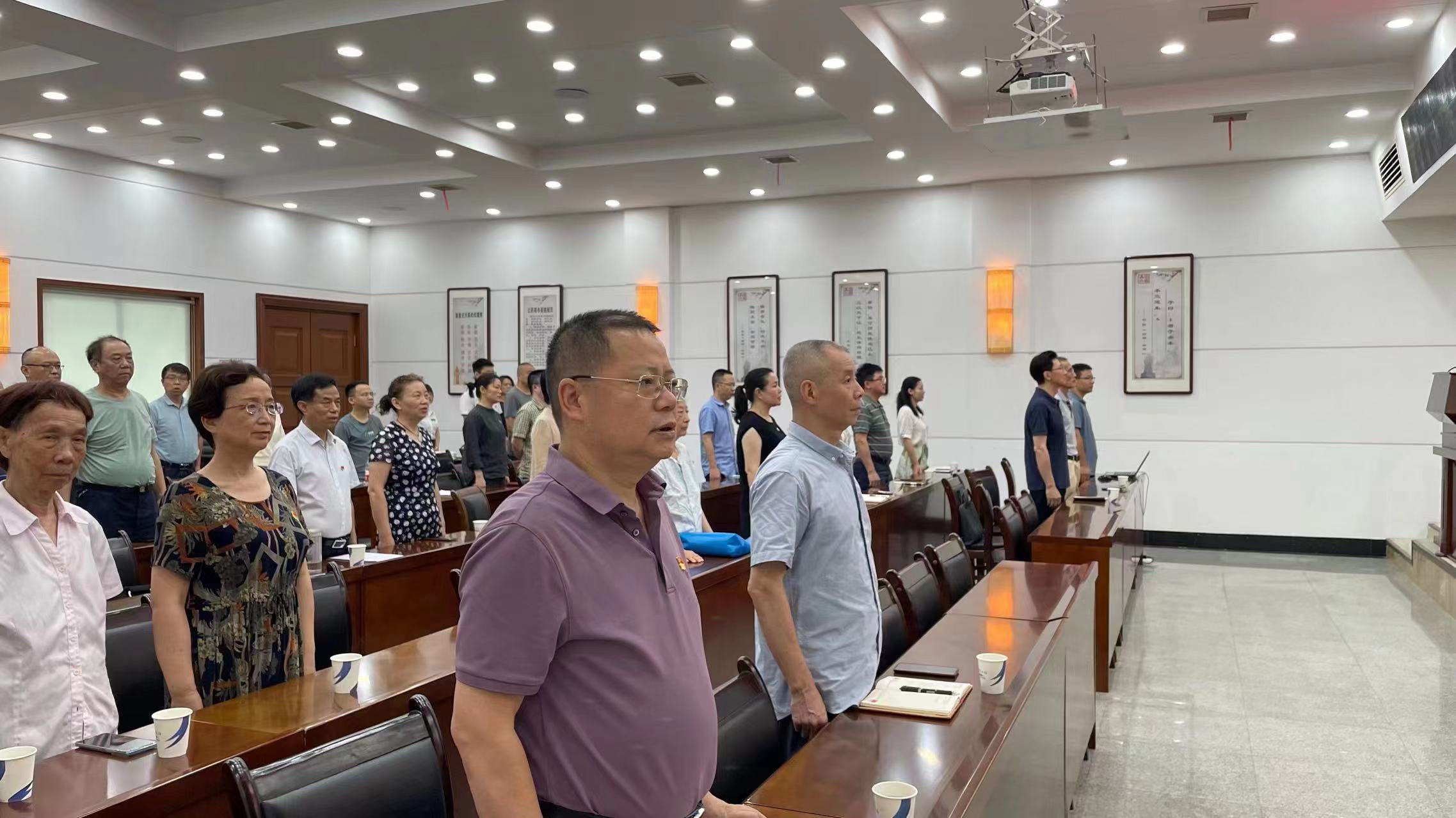 市科技局召开庆祝建党102周年 “七一”表彰大会暨“一把手”讲党课