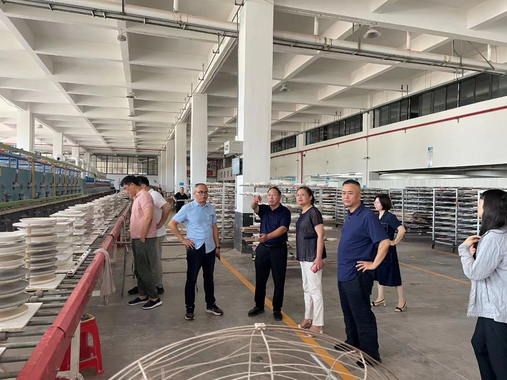 湖南省发改委来我市调研省节能宣传周启动仪式筹备工作和节能减碳项目建设情况