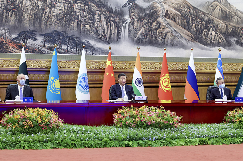 习近平出席上海合作组织成员国元首理事会第二十三次会议并发表重要讲话
