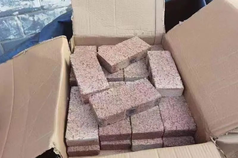 【夏季治安打击整治行动】男子网购2万余元槟榔，打开竟全是砖头！攸县警方跨省抓获犯罪嫌疑人