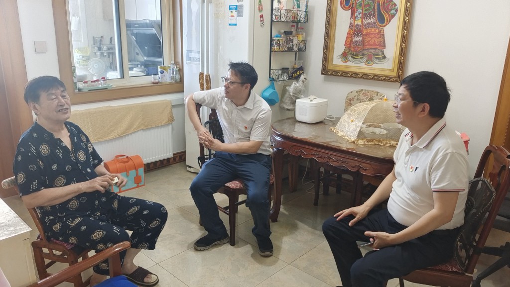 【党建廉政】走访慰问老党员 传递组织关怀和温暖