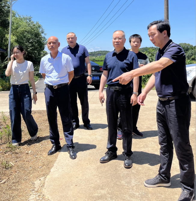 市审计局深入调研官塘村 履职为民推动乡村振兴