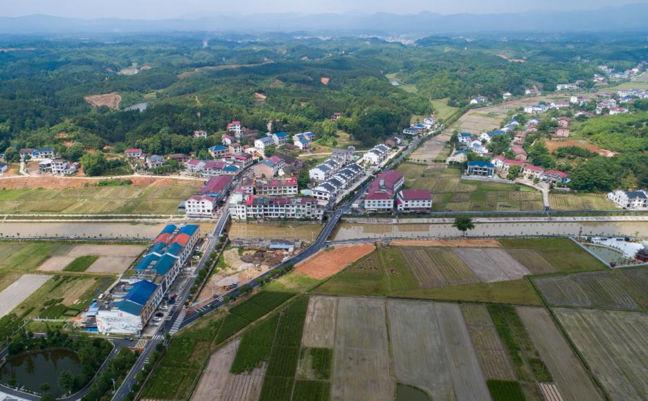 株洲市加快农村公路提质改造 用心办好民生实事