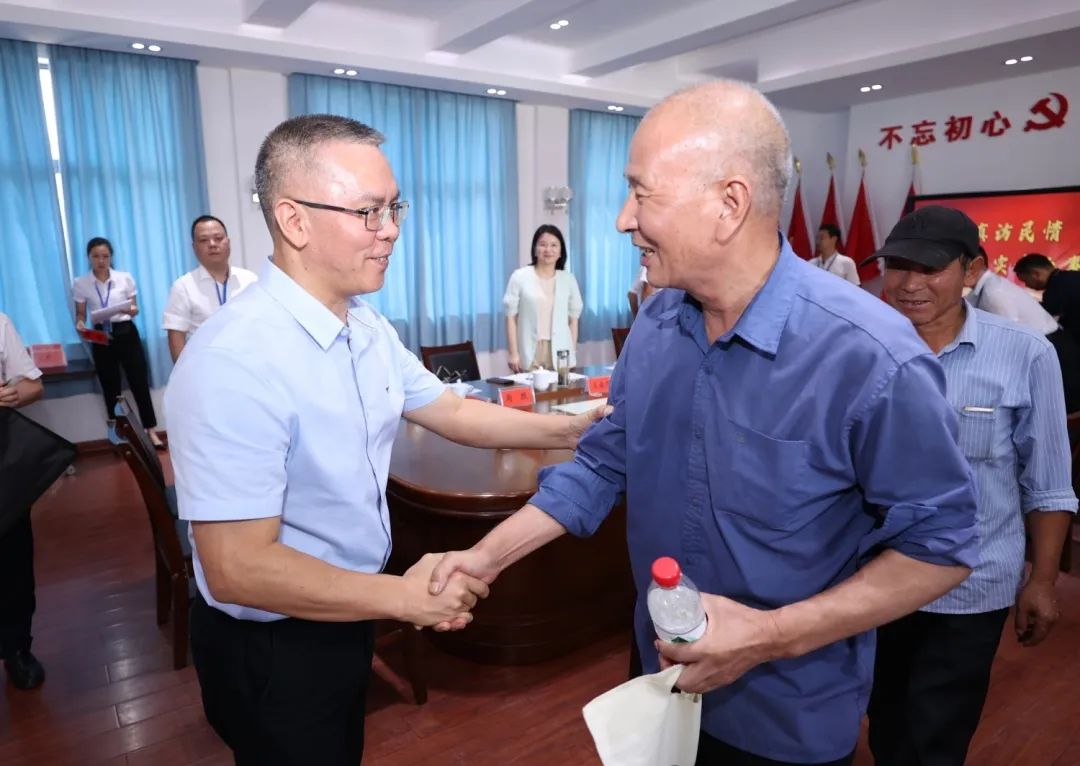 曹慧泉在石峰区（株洲经开区）下沉接访：认真践行"浦江经验" 对标看齐走好群众路线