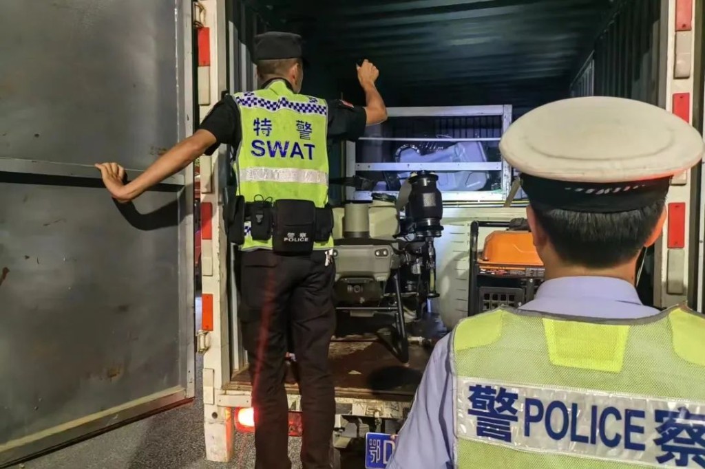 夏季治安打击整治行动】吹响平安冲锋号！攸县公安组织开展夏夜治安巡查宣防第二次集中统一行动