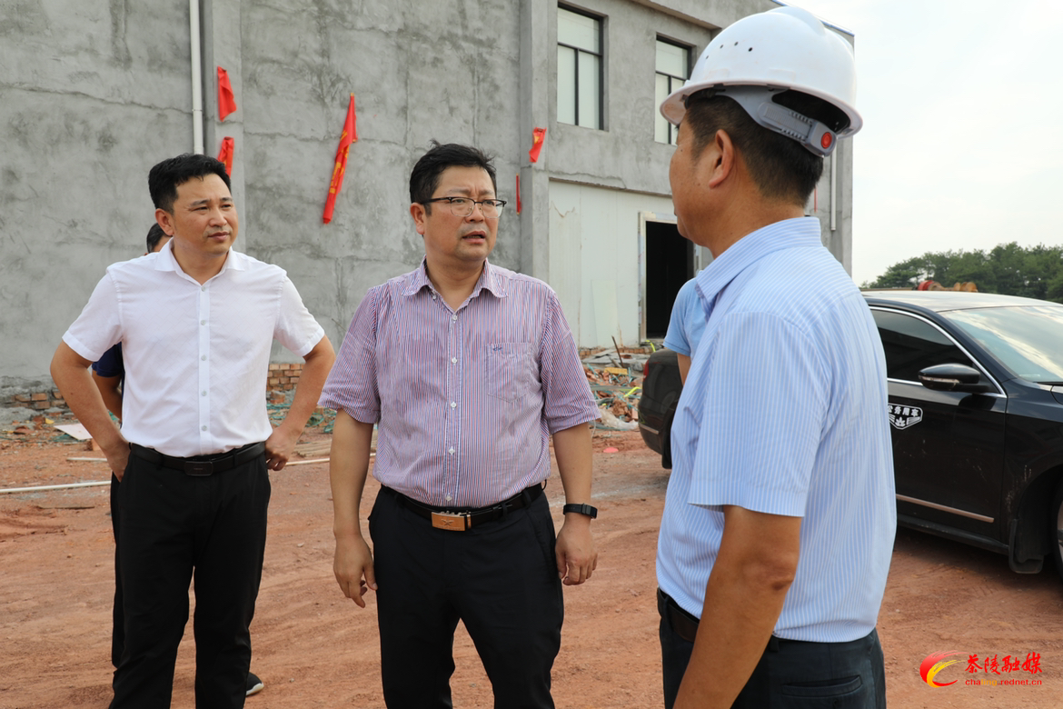 杨红兵带队到火田镇调研和督导工作