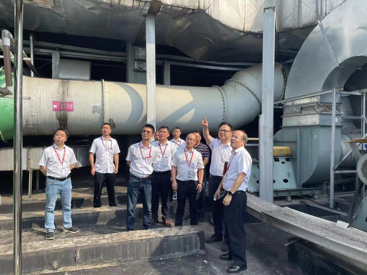 大兴调查研究去基层一线,到问题现场,走进群众
