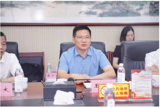 国家机关事务管理局政策法规司司长陶雪良一行来株调研