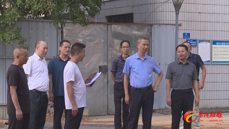 县人大工作组督导茶陵三中项目建设推进工作