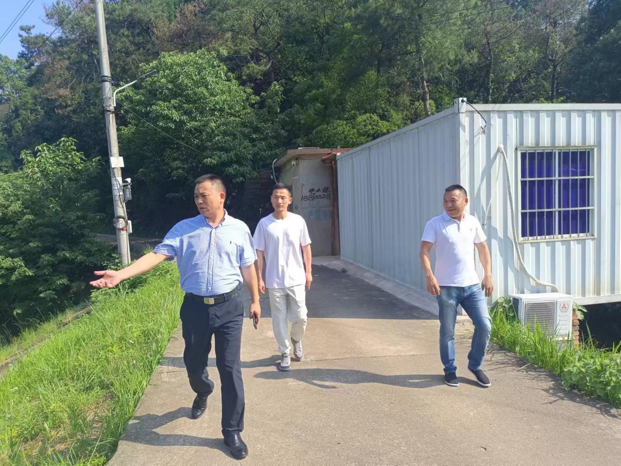 株洲各地部署中元节期间森林防火工作
