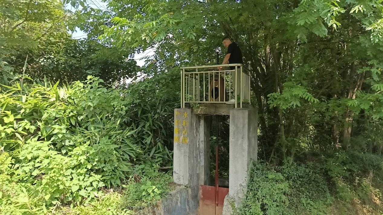 安全检查不松懈 隐患排查不停歇