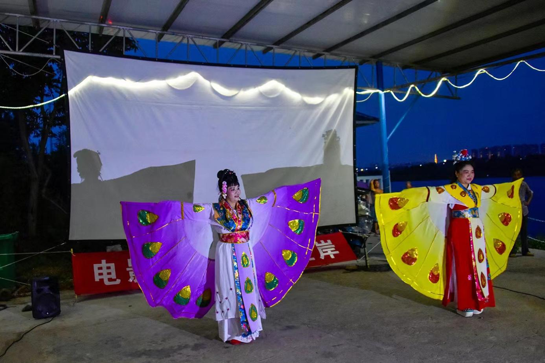 电影到洲，幸福上岸——古桑洲上有了第一次露天电影