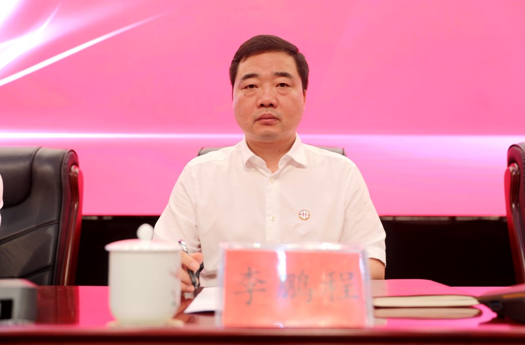 攸县工会第十五次代表大会开幕