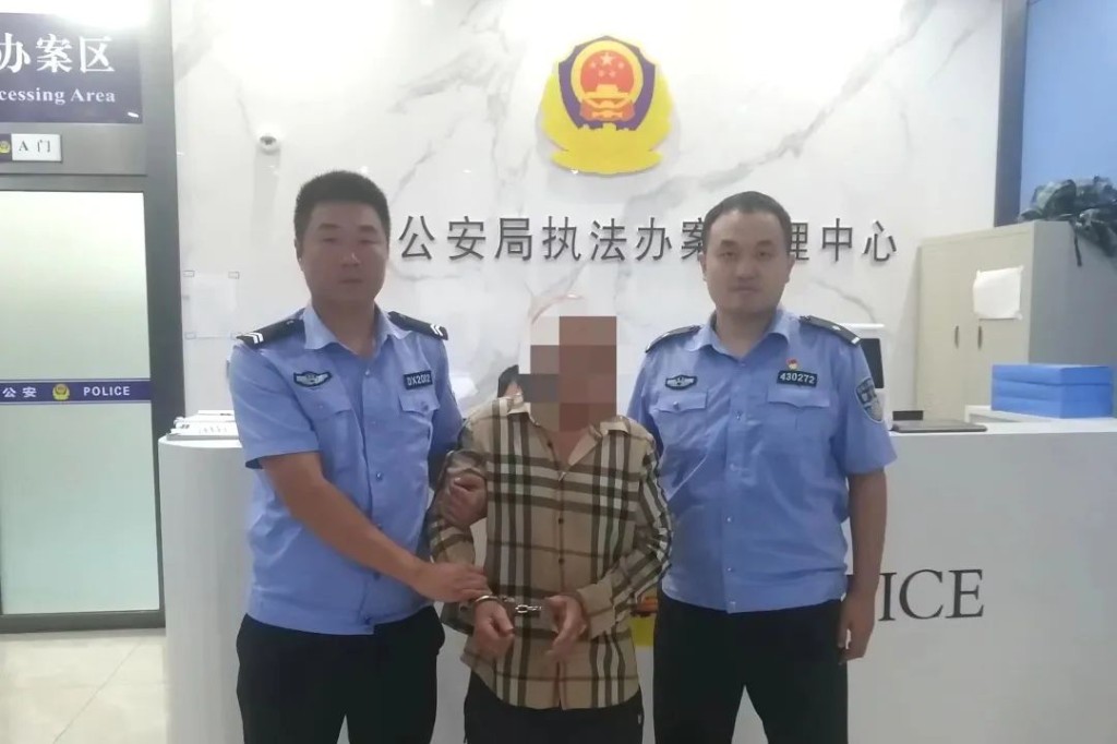 【夏季治安打击整治行动】半夜三更偷轮胎！攸县警方迅速擒获“车轮盗贼”