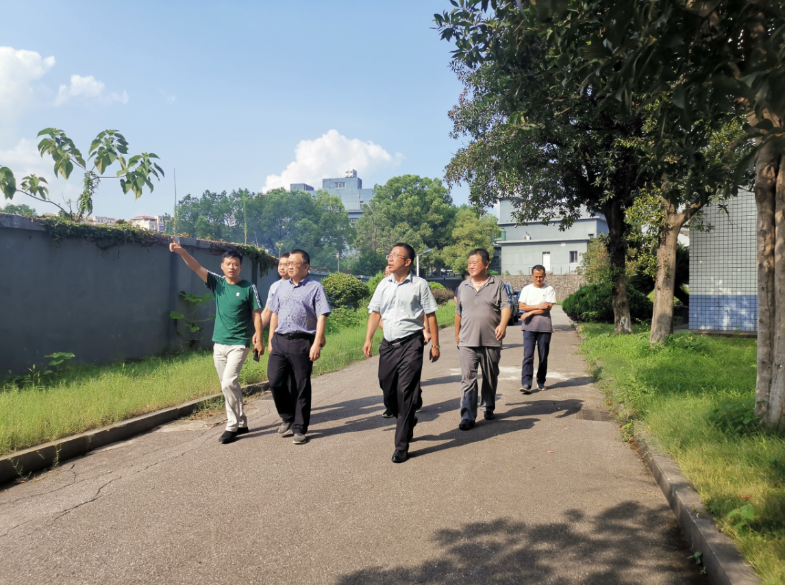 市生态环境局调研帮扶荷塘产业发展与项目建设
