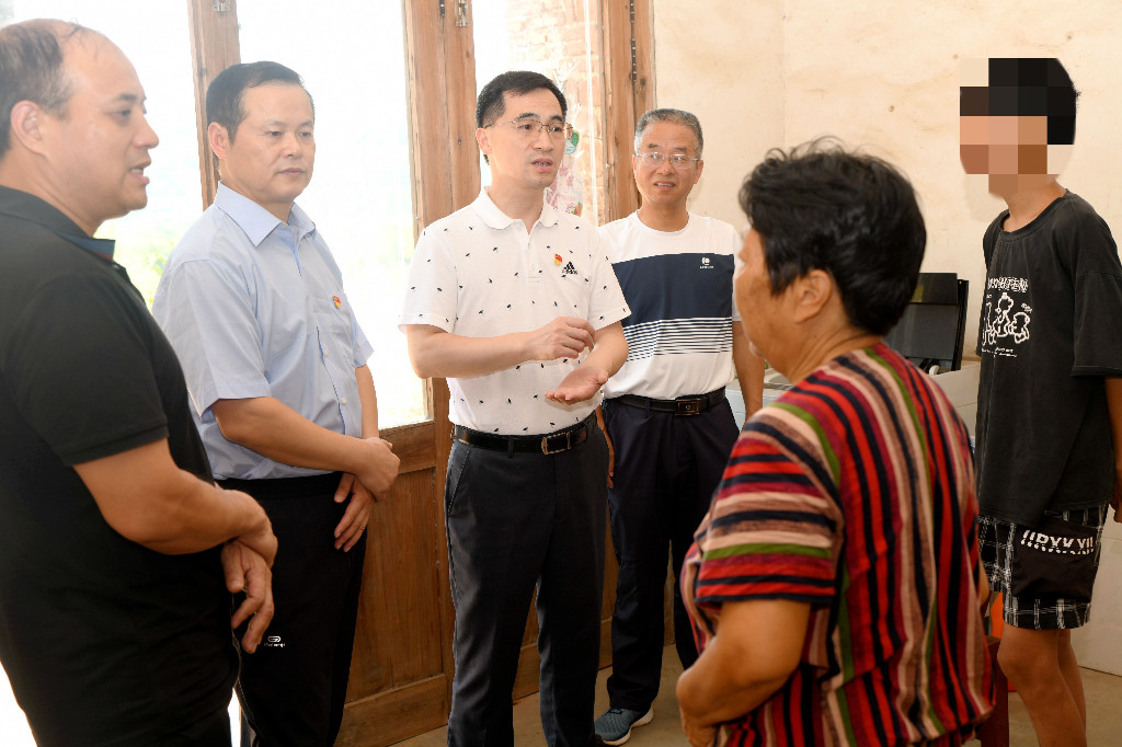 株洲交通事务中心调研醴陵市沩山镇泉水村乡村振兴工作