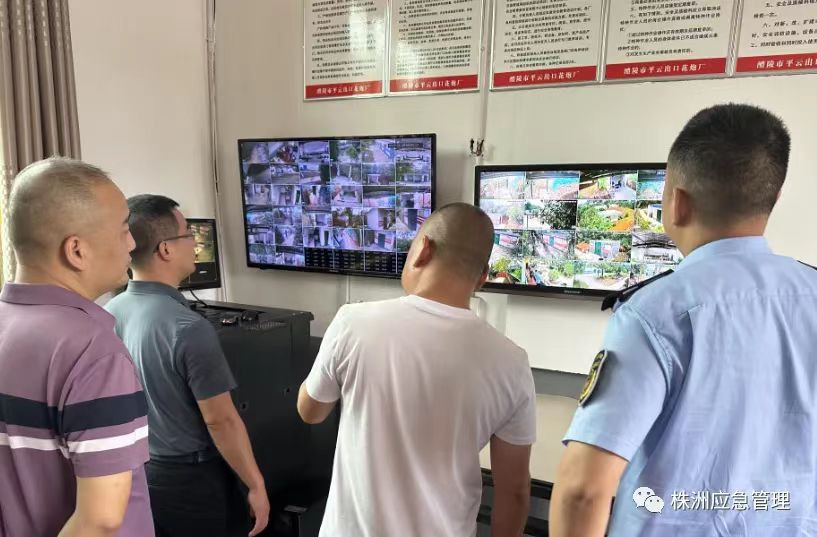 株洲市应急管理局督查烟花爆竹生产企业复工复产工作