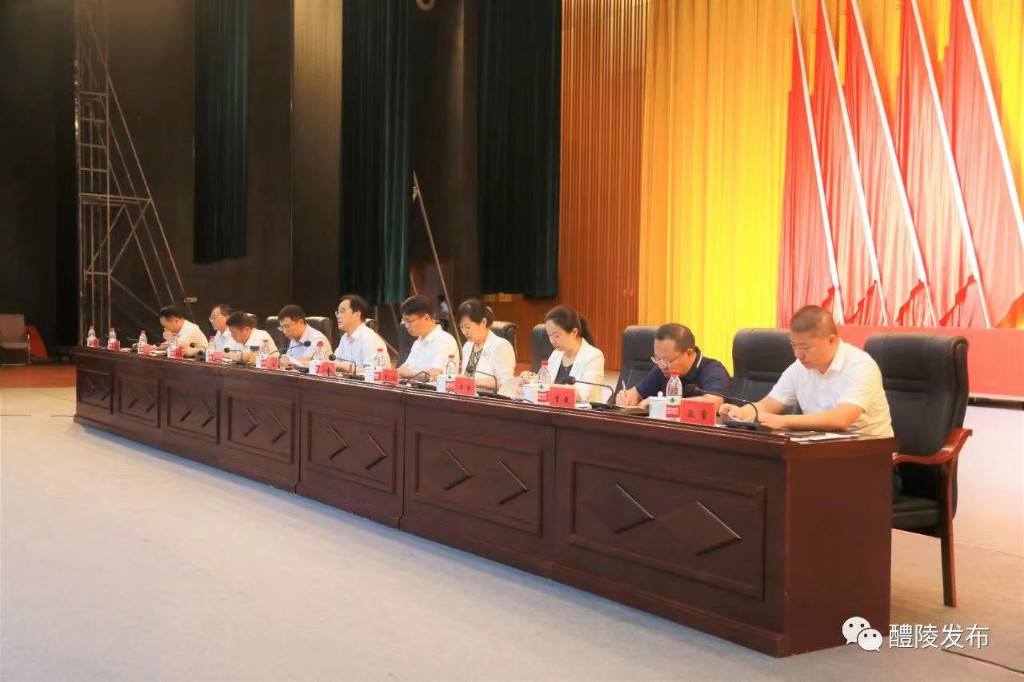 全市烟花爆竹“打非治违”工作推进会召开