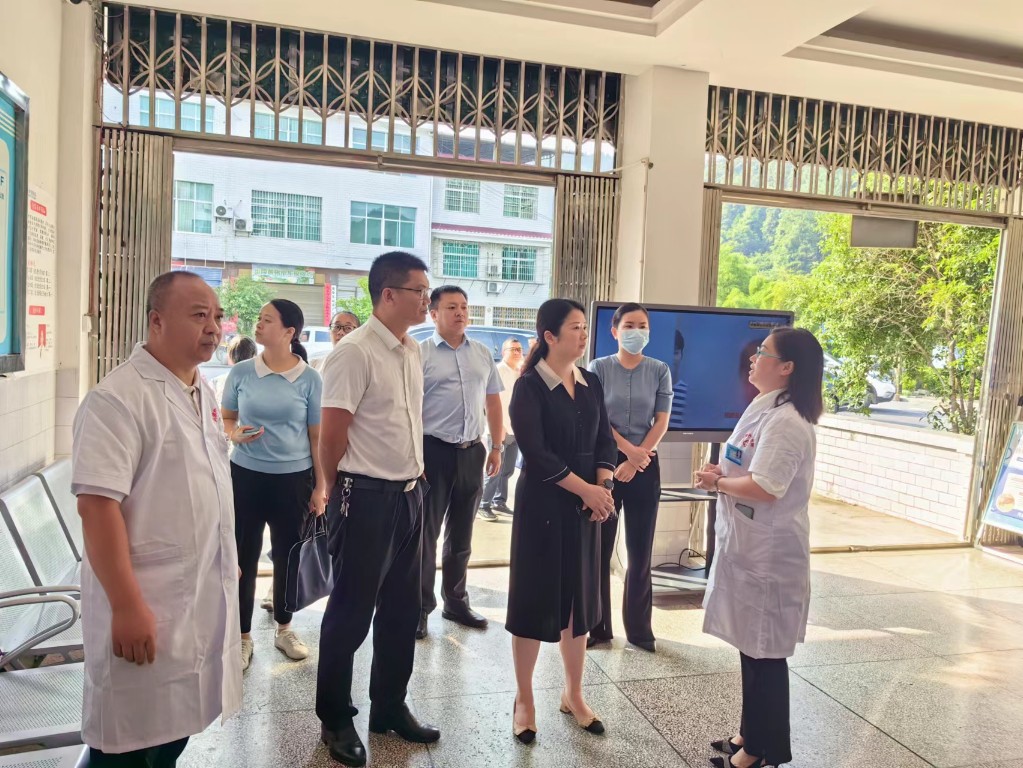 市卫健委党委书记、主任顾晓芳一行来炎调研紧密型医共体建设工作