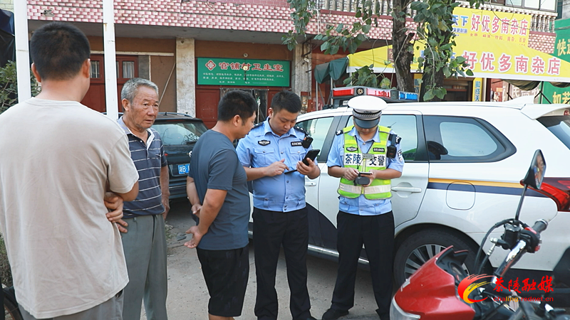 下东街道联合县交警大队开展交通违法整治百日行动