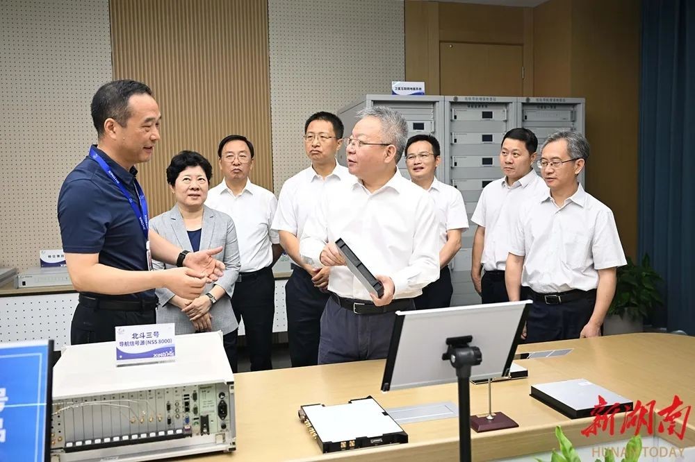 沈晓明调研北斗产业发展：强化科技和制度创新 做精做实应用场景