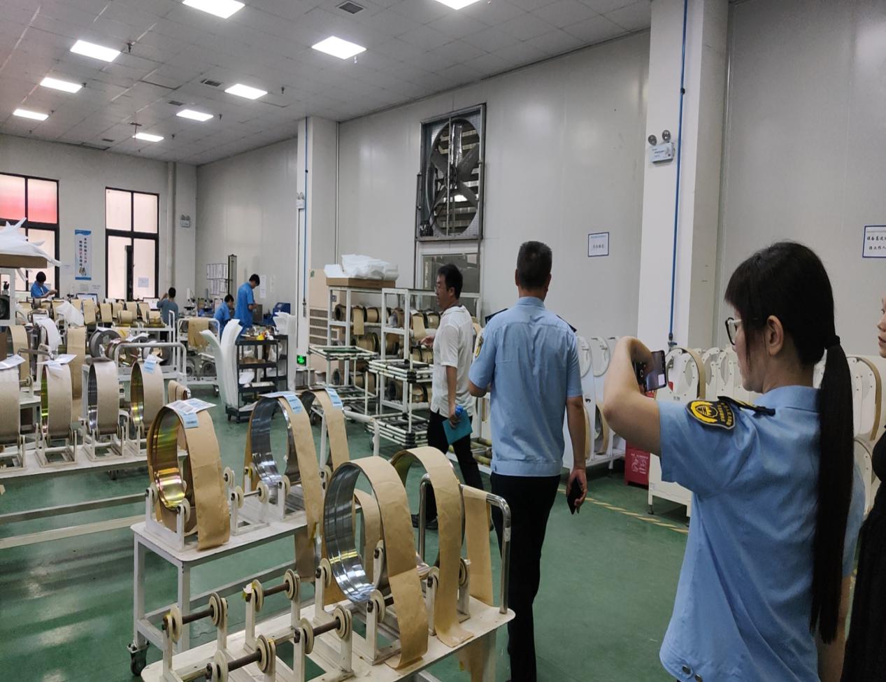 百日攻坚  精准帮扶