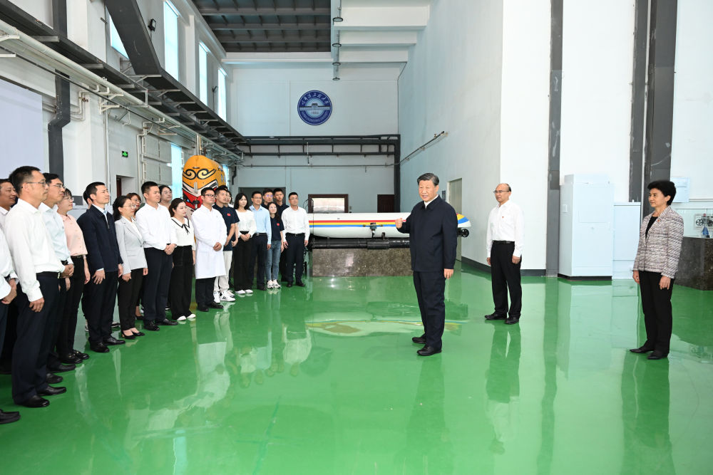 习近平在黑龙江考察时强调 牢牢把握在国家发展大局中的战略定位 奋力开创黑龙江高质量发展新局面