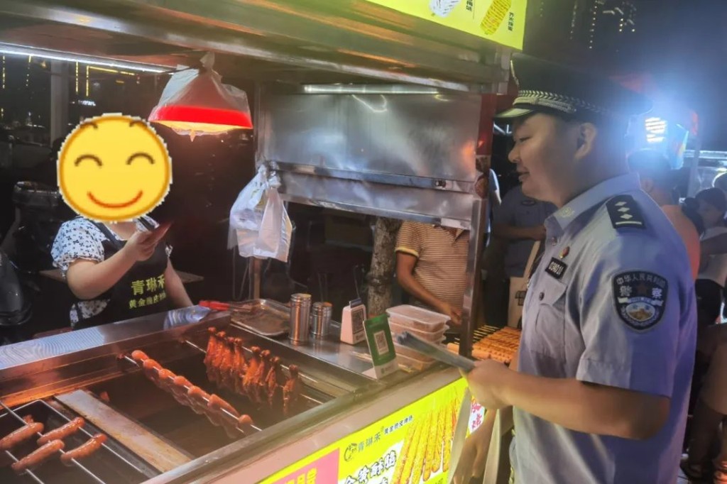 【夏季治安打击整治行动】拧紧夏夜“安全阀”！攸县公安开展夏夜治安巡查宣防第三次集中统一行动