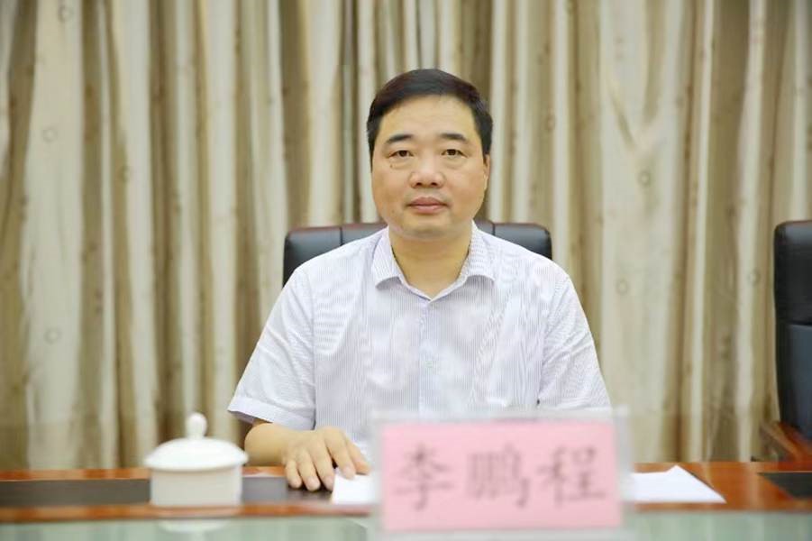 市、县人大代表赴县高新区人大代表联络站开展代表进站暨“一主一特”产业调研活动