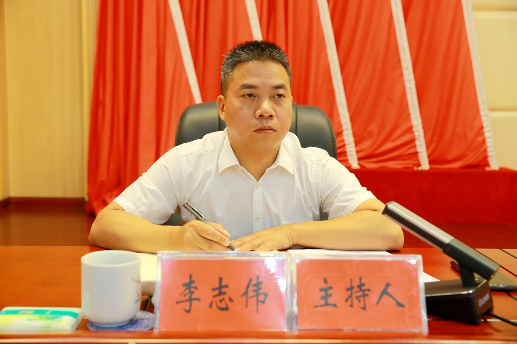 李鹏程在全县组织工作会议上强调：不断提高党的建设和组织工作质量  为攸县高质量发展提供坚强保证