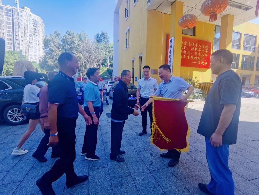 株洲：关爱退役军人在行动 180人接受免费白内障手术