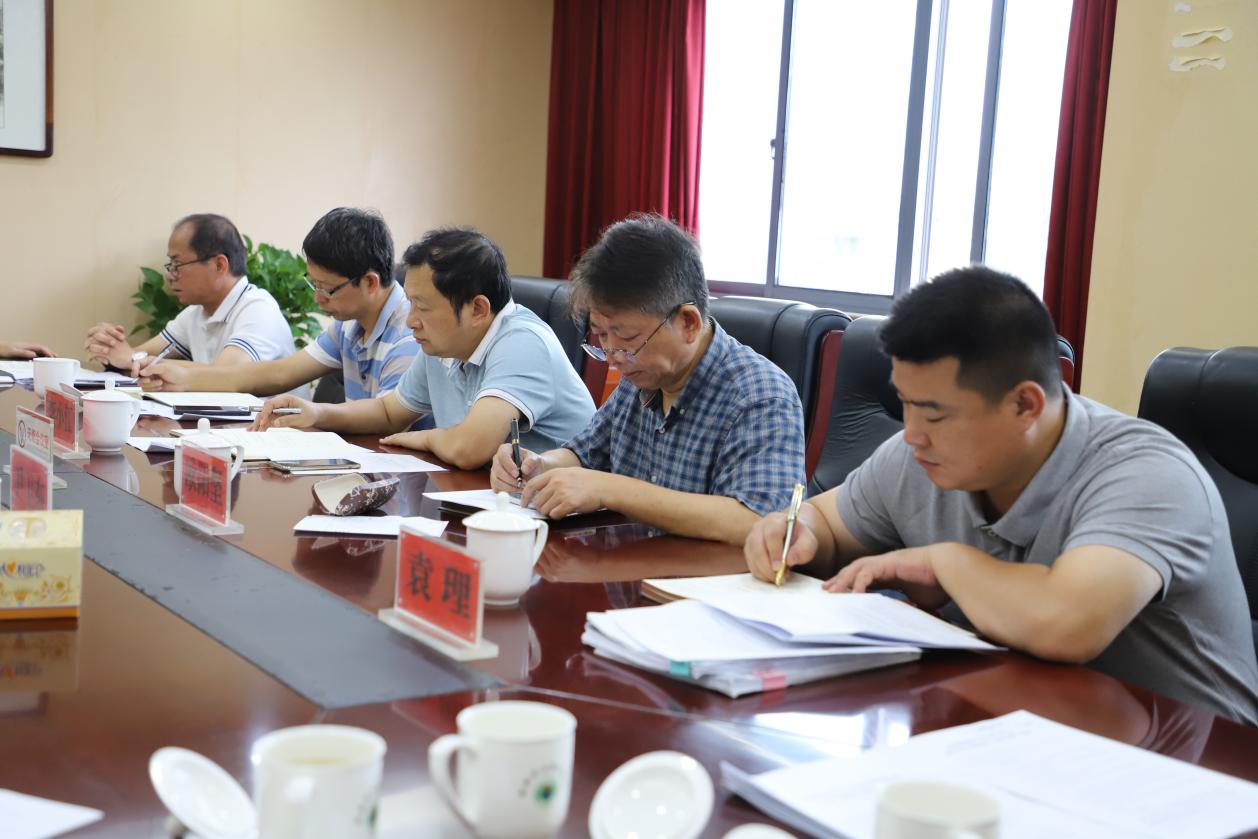 市生态环境局党组理论学习中心组（扩大）组织召开2023年第8次集体学习