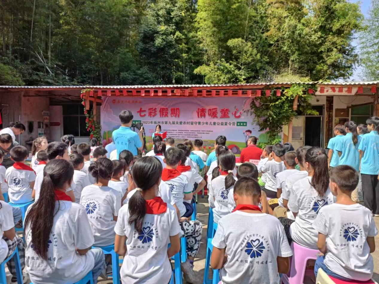 健全1 N联谊组织架构，推进新阶层人士"三百三助"活动落地见效