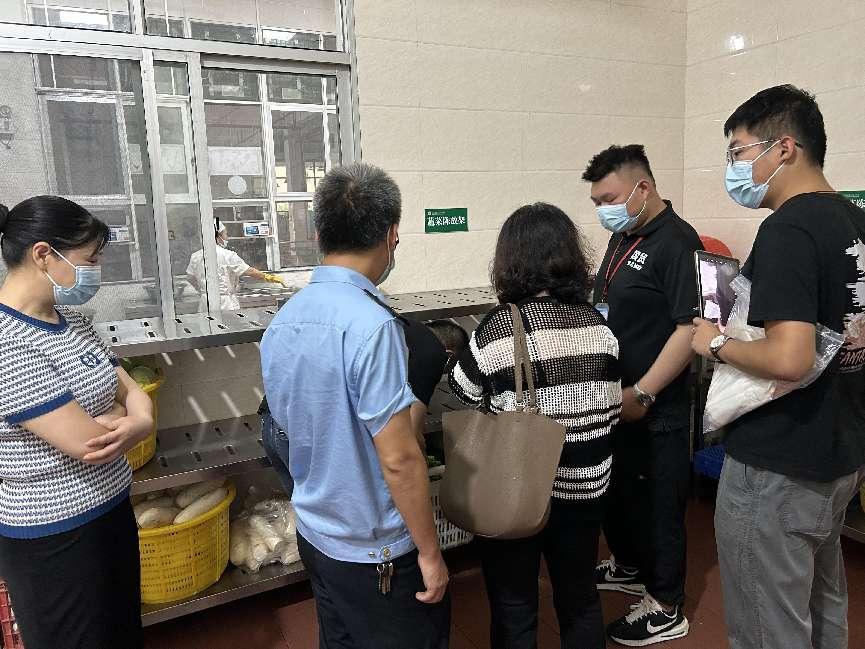 攸县市监局开展校园食品抽检工作
