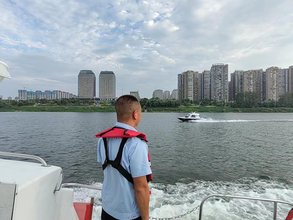 株洲交通执法部门开展联合执法，确保水域交通安全