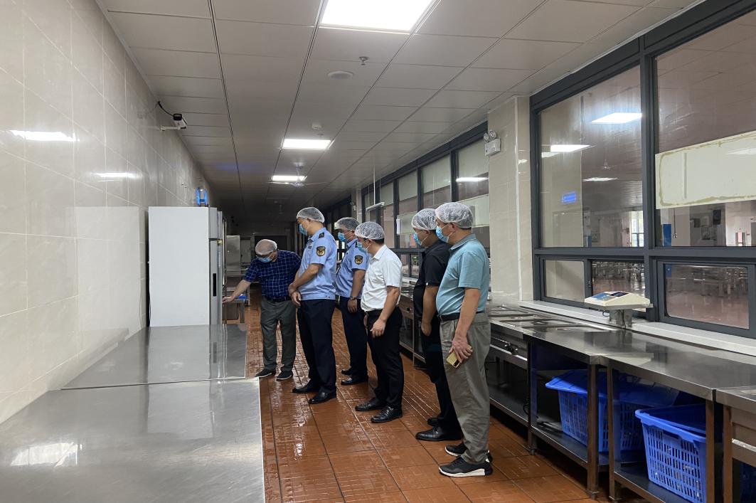 区市场监督管理局全力护航开学季