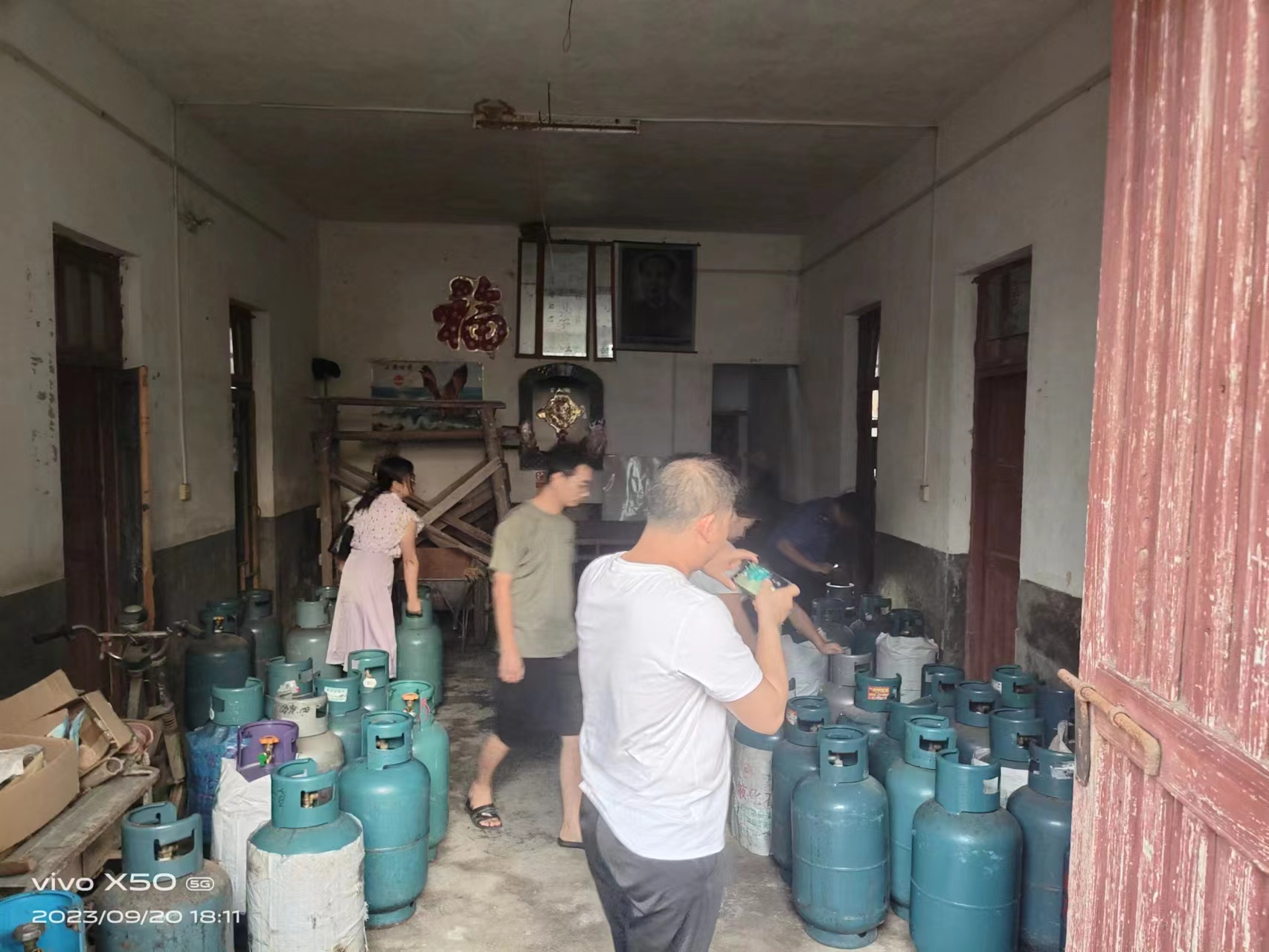 渌田镇：铁腕治非，重点打击瓶装液化气违法经营行为