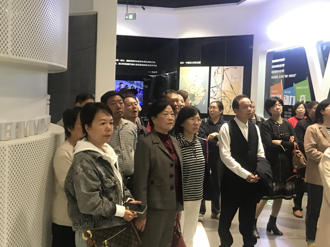 “莫道桑榆晚，为霞尚满天” ——天元区召开老年科技工作者代表座谈会