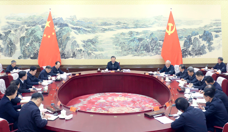 习近平在同中华全国总工会新一届领导班子成员集体谈话时强调：坚持党对工会的全面领导 组织动员亿万职工积极投身强国建设民族复兴伟业