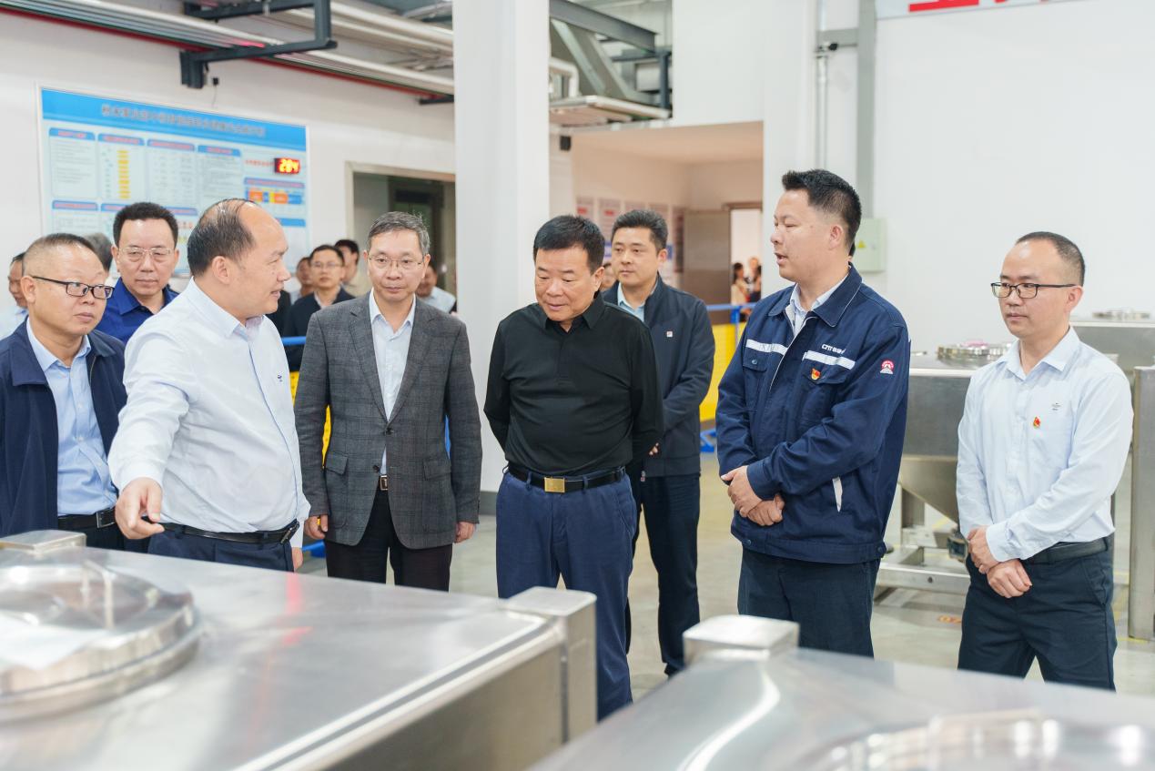 省人大副主任陈飞来株开展执法检查