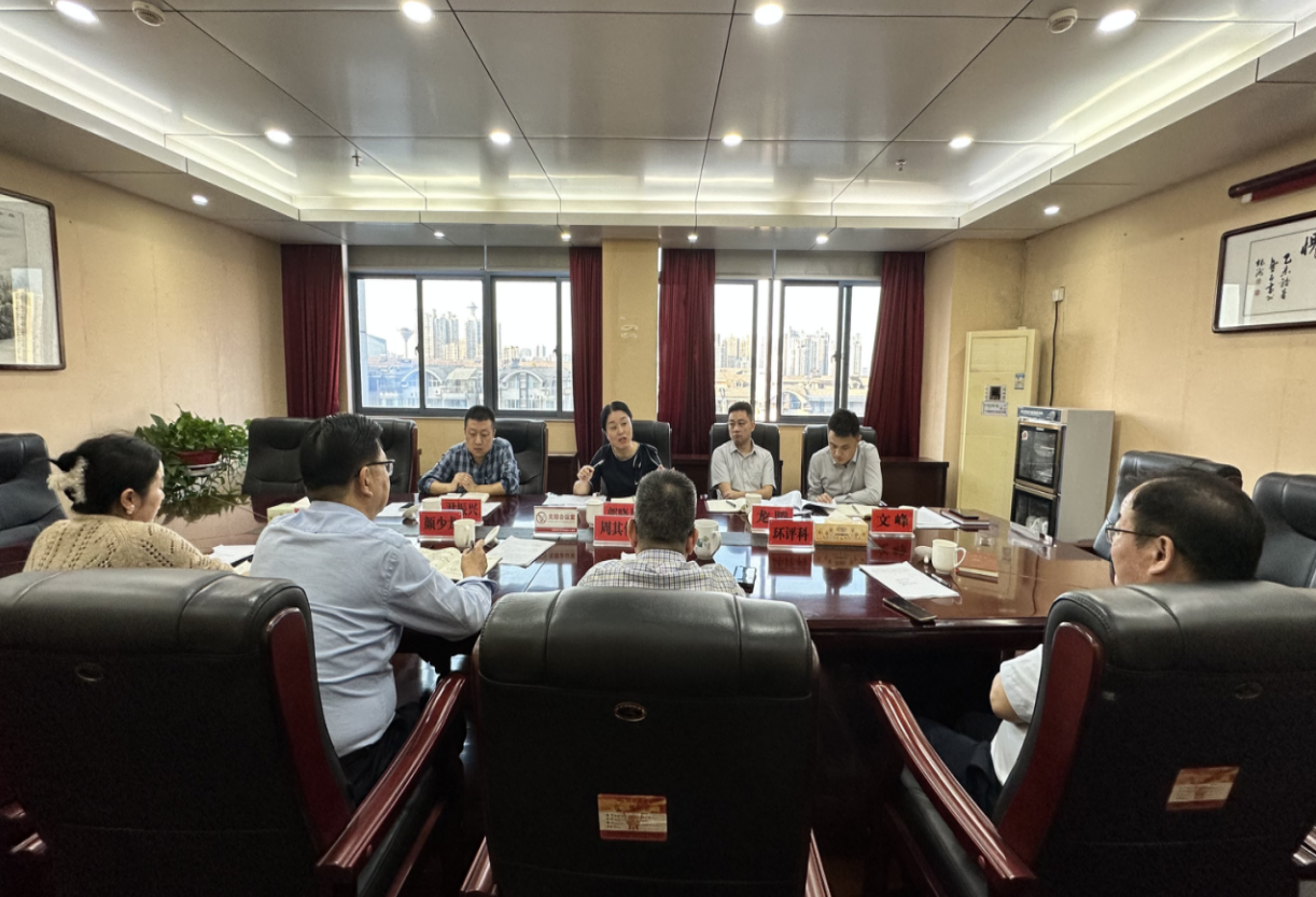 市委组织部副部长、市委编办主任郭晓丹一行到市生态环境局调研