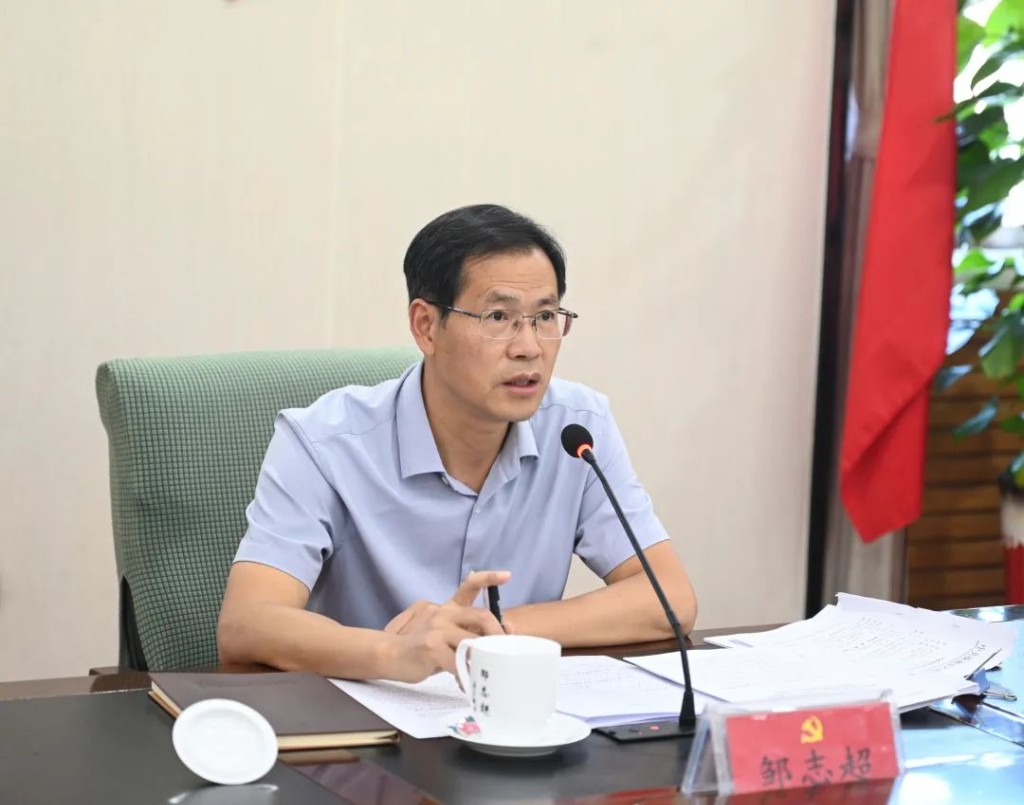 区委常委会召开会议，研究听取了这些事项